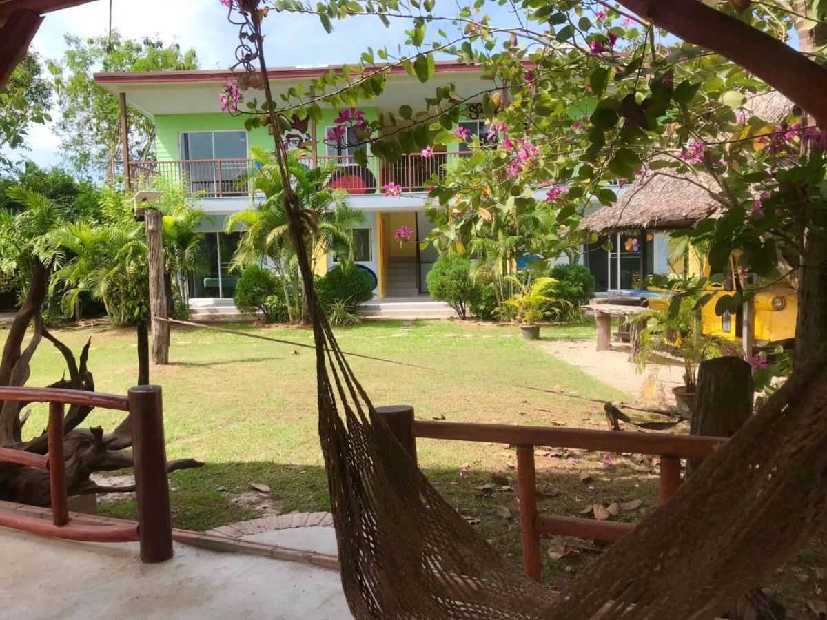 Chill Out Village Ao Nam Mao Екстер'єр фото