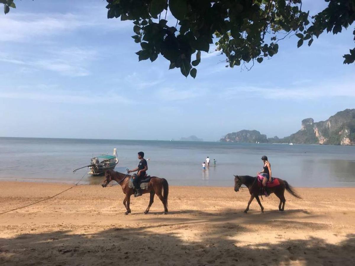 Chill Out Village Ao Nam Mao Екстер'єр фото